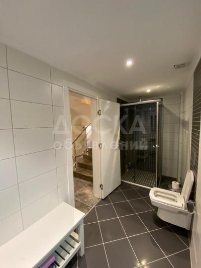 Продаю 3-комнатную квартиру, 180кв. м., этаж - 1/5, Аланья, Турция.