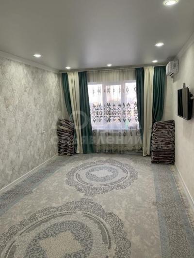 Продаю 2-комнатную квартиру, 48кв. м., этаж - 2/9, Кок Жар мкр.