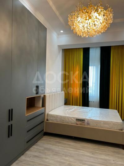 Продаю 3-комнатную квартиру, 103кв. м., этаж - 1/9, Магистраль\Алматинка.