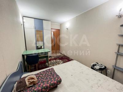 Продаю 3-комнатную квартиру, 58кв. м., этаж - 1/4, 5 мкр д 14.