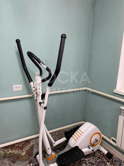 Продаю эллиптический велотренажер.