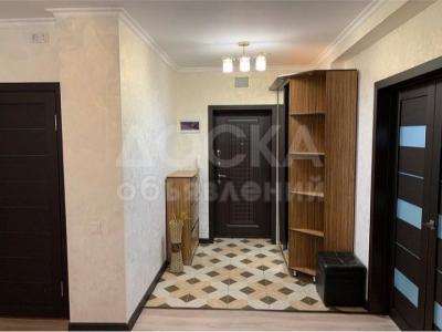 Продаю 3-комнатную квартиру, 109кв. м., этаж - 6/10, Асанбай 17/1.