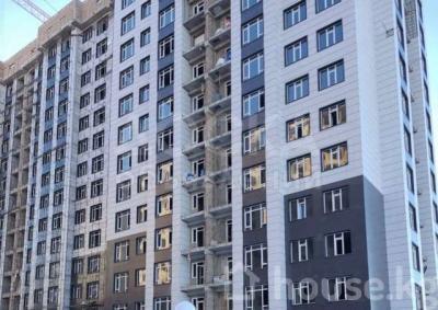 Продаю 3-комнатную квартиру, 88кв. м., этаж - 2/14, тыналиева/ахунбаева .