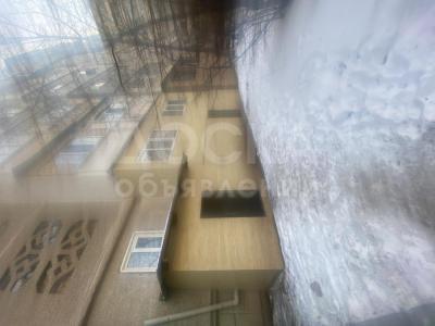 Продаю 4-комнатную квартиру, 90кв. м., этаж - 1/9, 12 мкр.