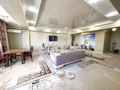 Продаю 3-комнатную квартиру, 120кв. м., этаж - 10/10, 5мкр.