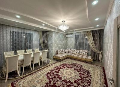 Продаю 2-комнатную квартиру, 80кв. м., этаж - 4/12, Моссовет.