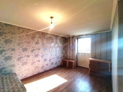 Продаю 1-комнатную квартиру, 30кв. м., этаж - 2/2, Кудай Берген.