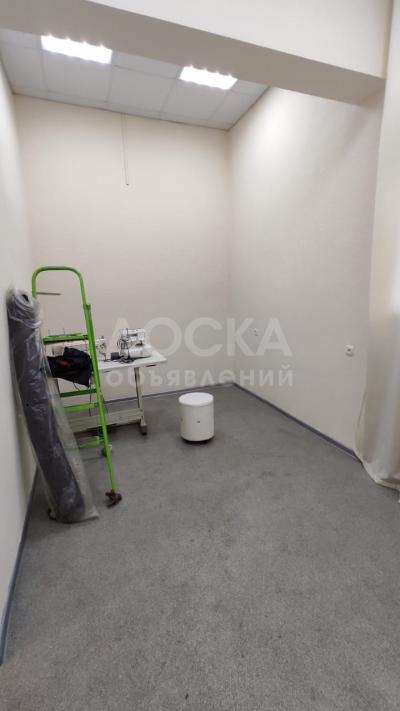 Продаю помещение свободного назначения 41кв. м., Туголбай ата 67а.
