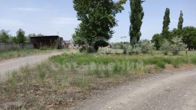 Продаю участок пром назначения, 40 соток с.Буденого.