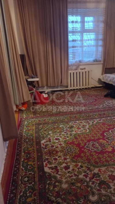 Продаю дом 4-ком. 80кв. м., этаж-1, 6-сот., стена саман, Баетова госрегистр.