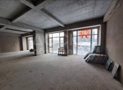 Продаю офисное помещение 43кв. м., Асанбай .