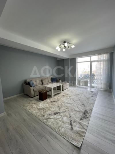 Продаю 2-комнатную квартиру, 81кв. м., этаж - 6/12, Асанбай.