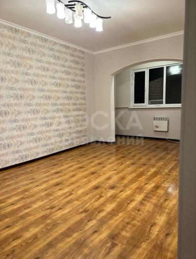 Продаю 2-комнатную квартиру, 68кв. м., этаж - 4/9, мкр Улан 2.