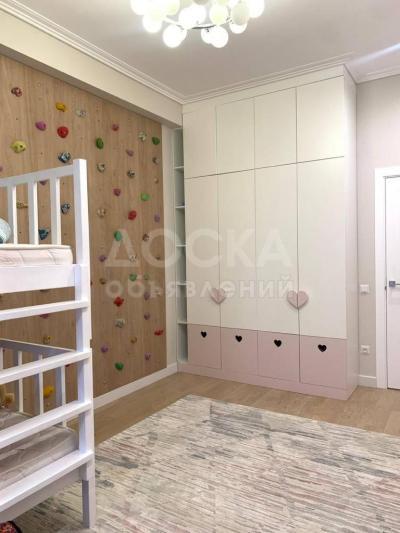 Продаю 4-комнатную квартиру, 130кв. м., этаж - 11/14, ЖК Ихлас Резиденц.