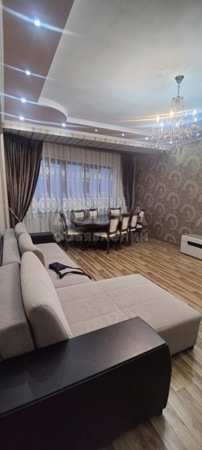 Продаю 4-комнатную квартиру, 116кв. м., этаж - 5/10, Южная Магистраль/Бакаева (район ТРЦ Ала-Арча).