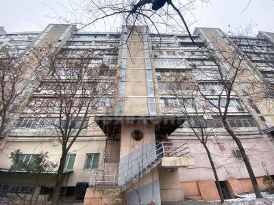 Продаю 3-комнатную квартиру, 127кв. м., этаж - 9/9, Дом торговли .