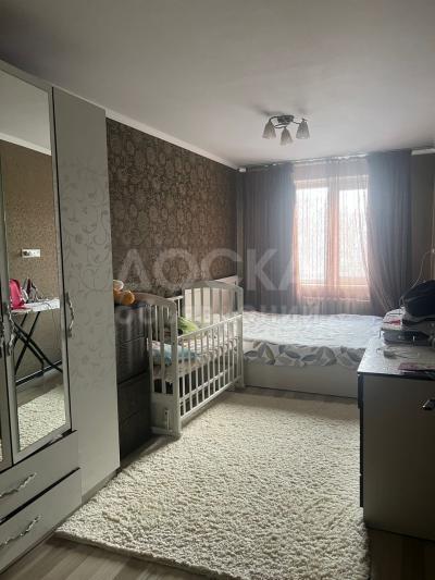 Продаю 3-комнатную квартиру, 58кв. м., этаж - 5/5, 5 мкр.