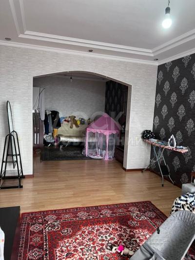 Продаю 2-комнатную квартиру, 75кв. м., этаж - 5/9, 12 мкр.