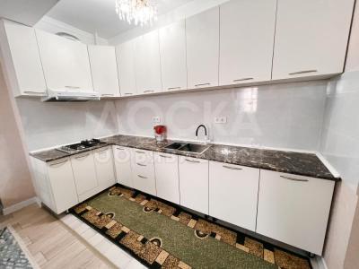 Продаю 3-комнатную квартиру, 75кв. м., этаж - 2/9, Новый автовокзал.