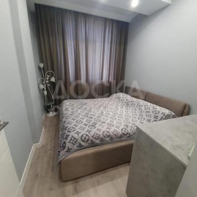 Продаю 2-комнатную квартиру, 40кв. м., этаж - 10/11, Аламедин 1 мкр.