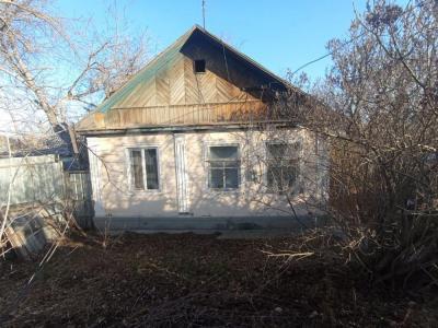 Продаю дом 4-ком. 56кв. м., этаж-1, 8-сот., стена кирпич, село Аламедин .