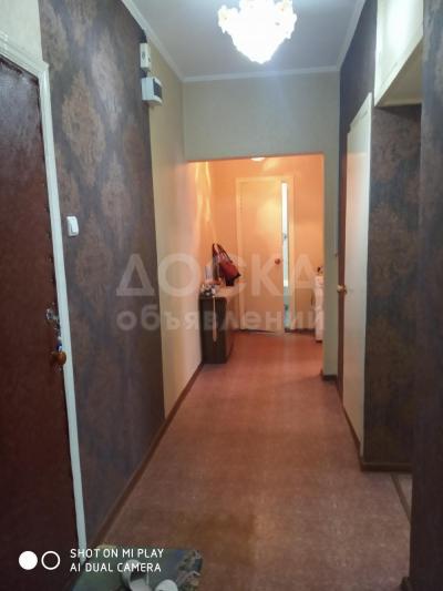 Продаю 2-комнатную квартиру, 60кв. м., этаж - 2/9, Нижний Джал .