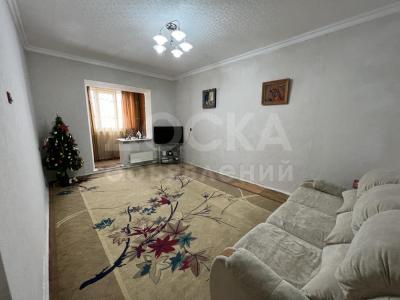 Продаю 4-комнатную квартиру, 78кв. м., этаж - 9/9, Джал-23 .