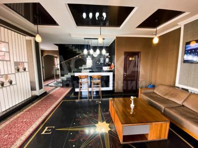 Продаю помещение свободного назначения 1075кв. м., Куренкеева/Дзержинского.