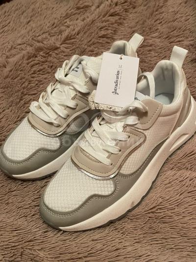 Кроссовки на весну