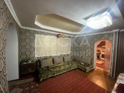 Продаю дом 7-ком. 175кв. м., этаж-1, 7-сот., стена другое, Ж/м Ак-орго , ул.Саадак 88.