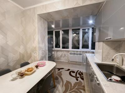 Продаю 2-комнатную квартиру, 52кв. м., этаж - 4/4, ул.Темирязева.