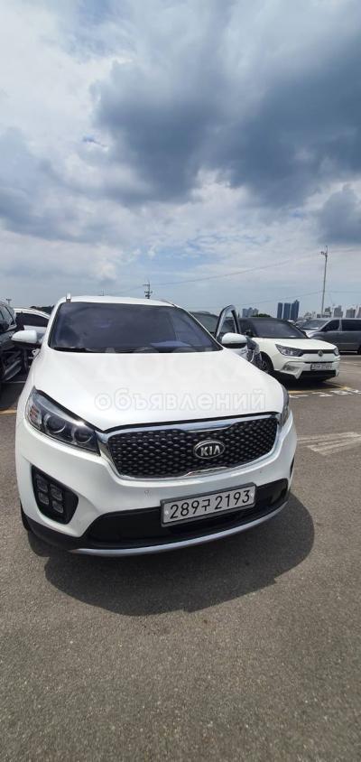 Продаю 
KIA SORENTO
•2016 на 2017г.в
•цвет белый жемчуг 
•коричневый кожаный салон 
•объем 2.2см³ дизель
•монитор 
•камера заднего вида 
•парктроники
•подогрев всех сидений 
•обдув передних сидений 
•память сидений 
•подогрев руля 
• привод 2
