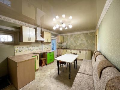 Продаю таунхаус 6-ком. 137кв. м., этаж-2, 4,5-сот., стена кирпич, Месароша/Профсоюзная .