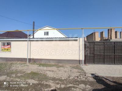 Продаю дом 4-ком. 118кв. м., этаж-2, 4-сот., стена кирпич, жм Айкол.