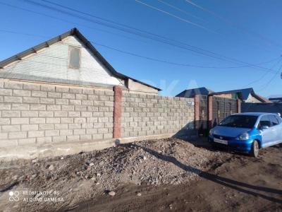 Продаю дом 4-ком. 105кв. м., этаж-1, 4-сот., стена саман, Гагарина .