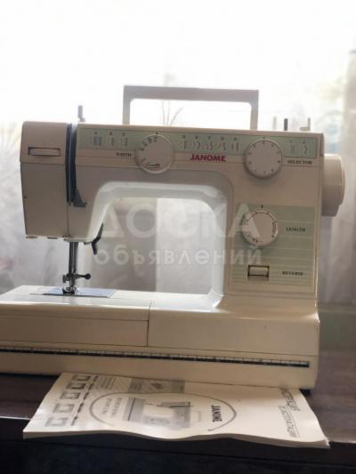 Продам швейную машинку