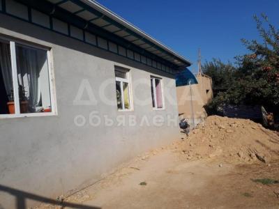Продаю дом 4-ком. 97,00кв. м., этаж-1, 22,14-сот., стена саман, Ноокатский район, с.Кара-Таш,.