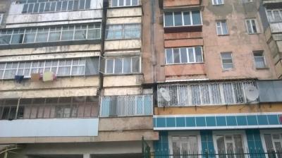 Продаю 2-комнатную квартиру, 51,95кв. м., этаж - 5/5, г.Ош, ул.Ибраимова,д.28.