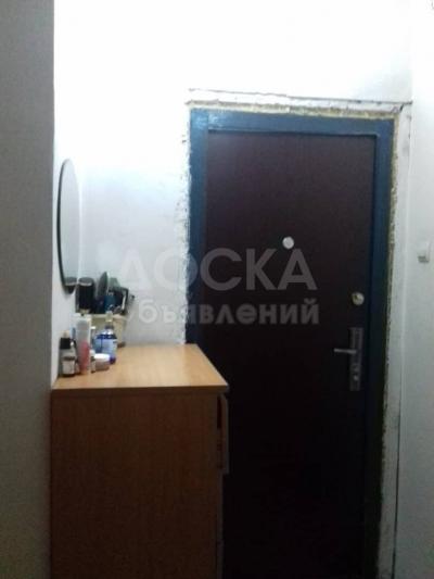 Продаю 1-комнатную квартиру, 33,5кв. м., этаж - 2/3, мкр.Достук,дом 6, .