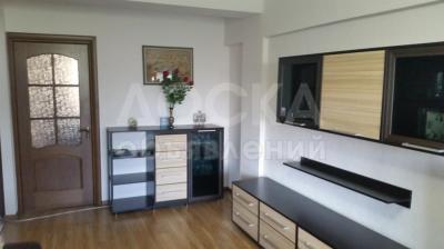 Продаю 3-комнатную квартиру, 69кв. м., этаж - 5/5, Киевская.