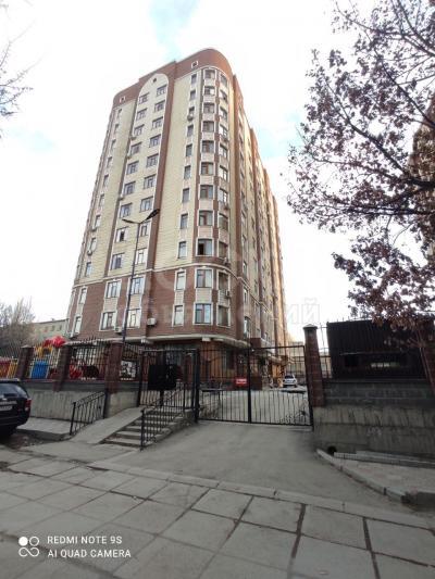 Продаю 4-комнатную квартиру, 110кв. м., этаж - 10/12, Абая-Ахунбаева.