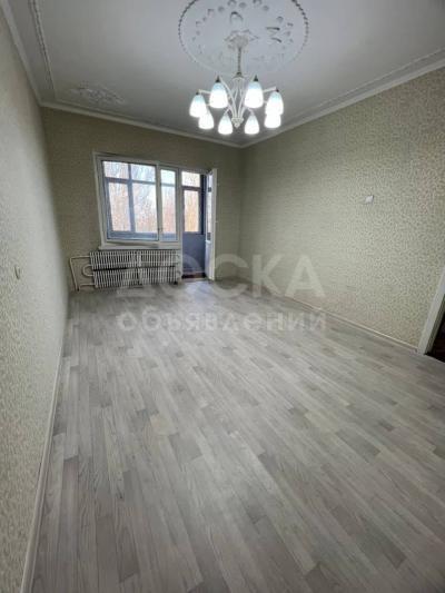 Продаю 3-комнатную квартиру, 62кв. м., этаж - 5/5, Аламедин-1.