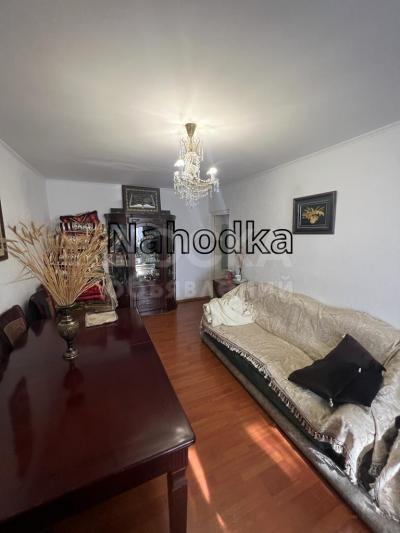 Продаю 2-комнатную квартиру, 43кв. м., этаж - 4/5, р-он "ВЕФА".