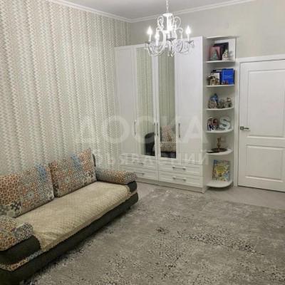 Продаю 4-комнатную квартиру, 134кв. м., этаж - 3/12, Панфилова/Боконбаева Элитка с ремонтом с техпаспортом Цена 142000$.