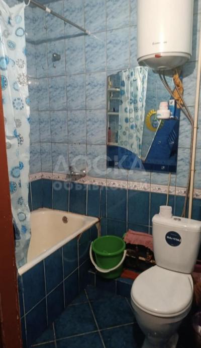 Продаю 3-комнатную квартиру, 54кв. м., этаж - 1/4, 8 мкр.