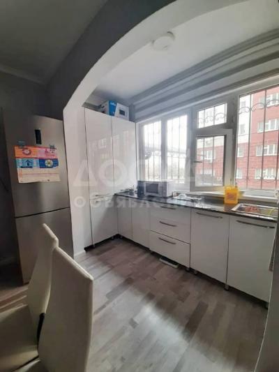 Продаю 2-комнатную квартиру, 67кв. м., этаж - 1/9, 7 апреля\магистраль .