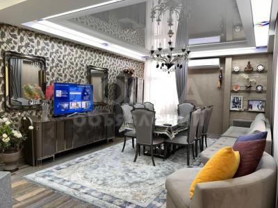 Продаю 3-комнатную квартиру, 107кв. м., этаж - 7/12, мкр Асанбай, шикарная элитка, Имарат строй Цена 158$.