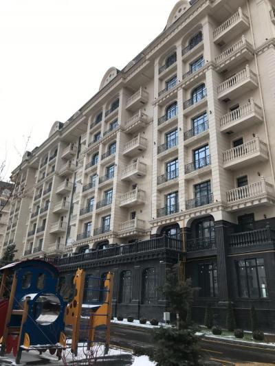 Продаю 2-комнатную квартиру, 63кв. м., этаж - 4/8, ТРЦ Ала Арча.