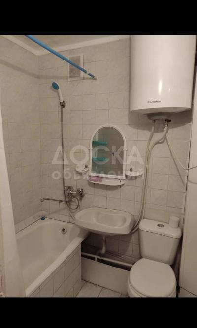 Продаю 2-комнатную квартиру, 45кв. м., этаж - 3/5, Моссовет.