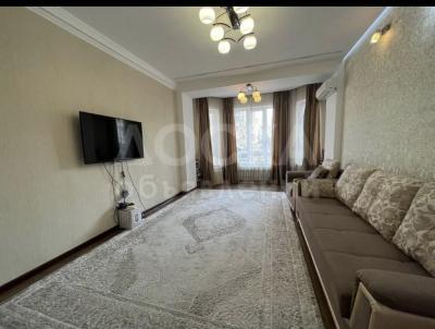 Продаю 2-комнатную квартиру, 75кв. м., этаж - 1/9, Ак-Кеме.